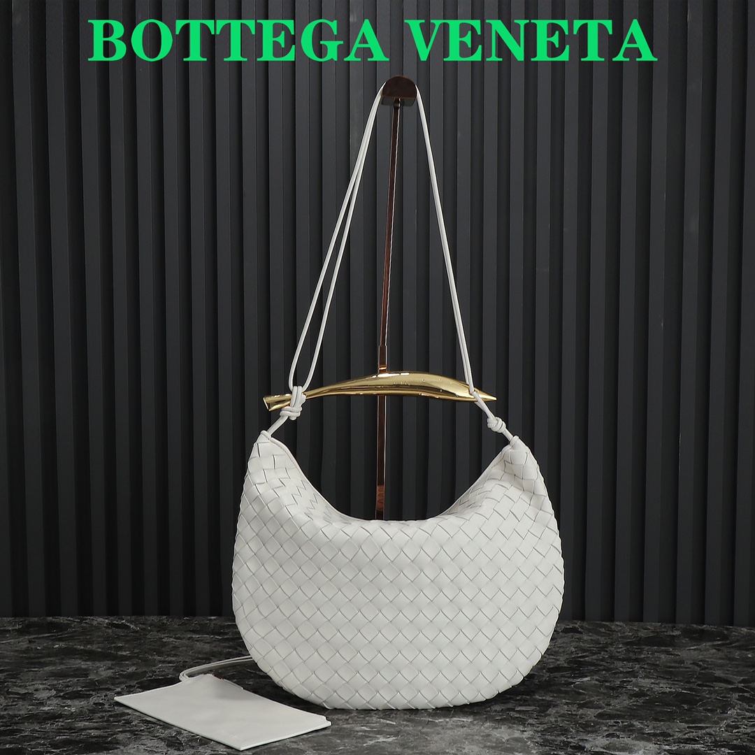 Bottega Veneta Hobo Bags